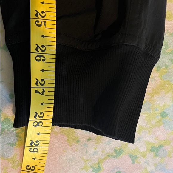 Lululemon | 2024 Dance Studio Mid-Rise Jogger Full Length Black Size 6 Yoga - Picture 15 of 15